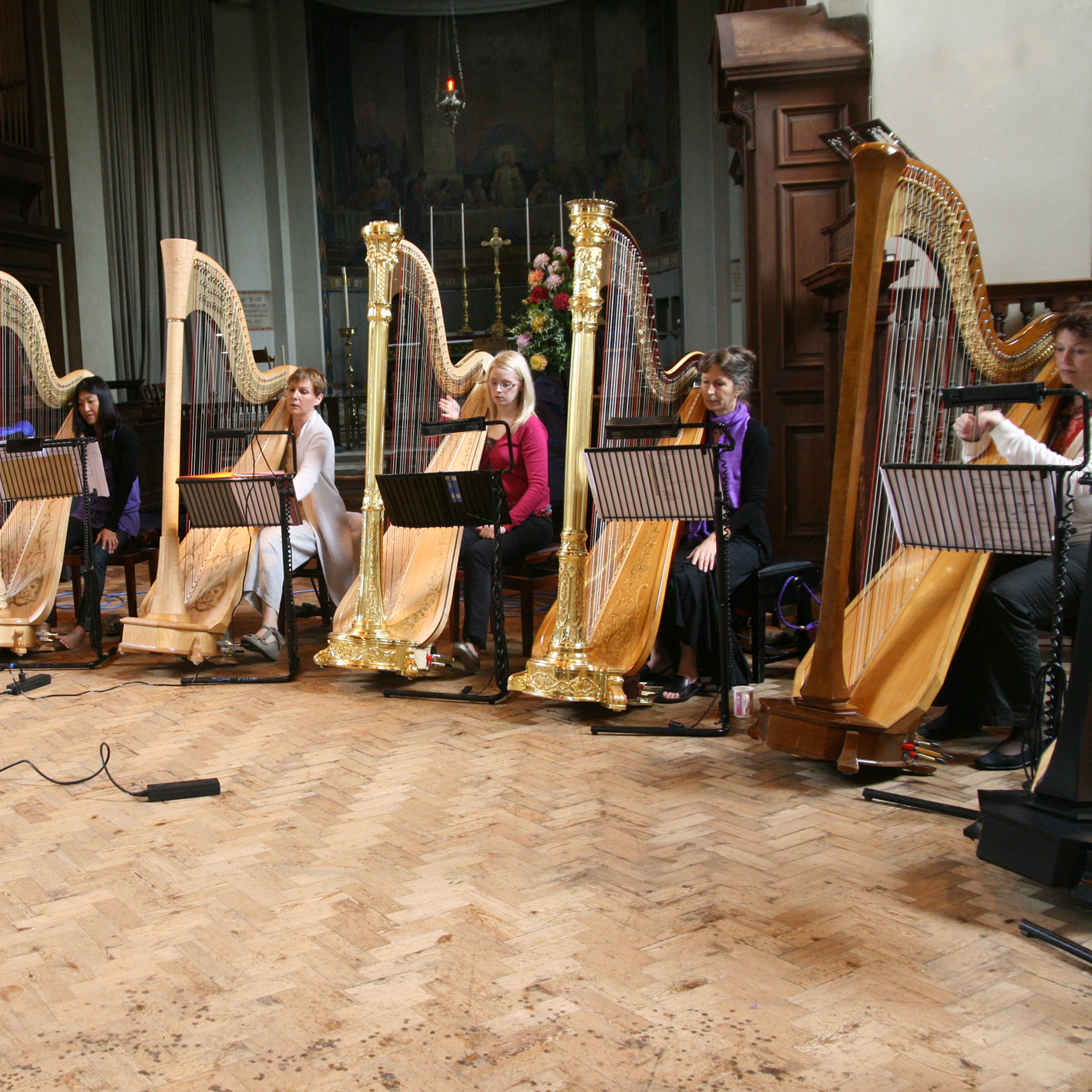 Index of /files/Archives/The London Harp Sound/Arty harps